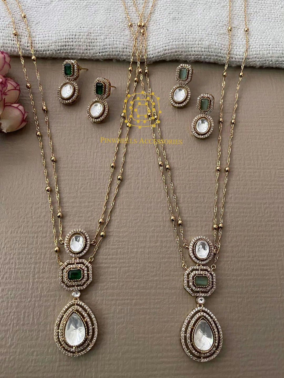 Thumbnail: DOUBLE CHAIN PENDANT SET 