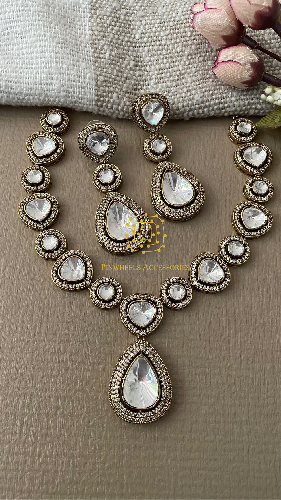 Thumbnail: POLKI NECKLACE