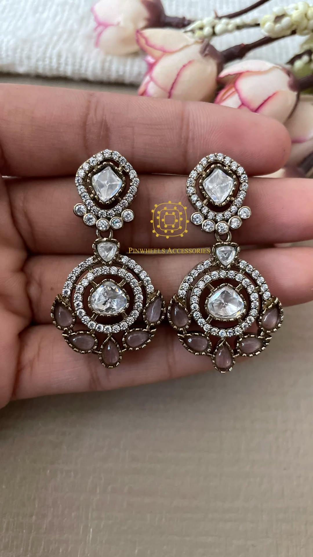 VICTORIAN MOISSANITE EARRINGS