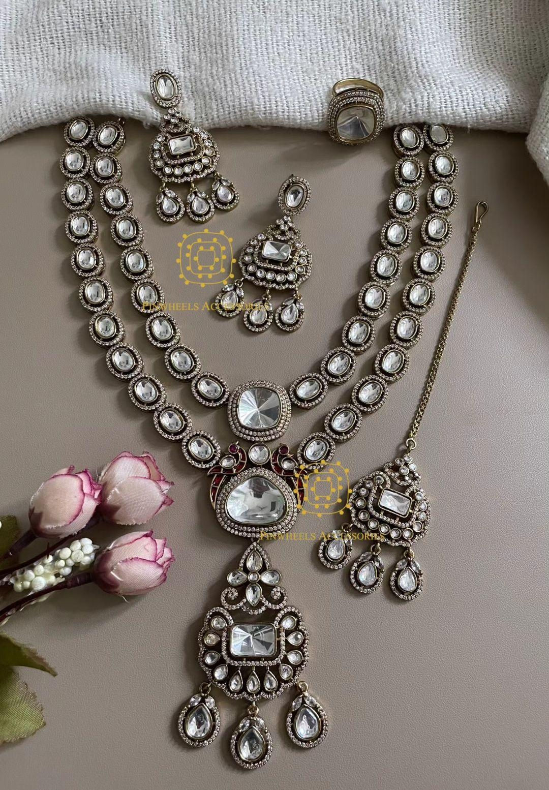 DOUBLE LAYER VICTORIAN PEACOCK BRIDAL SET