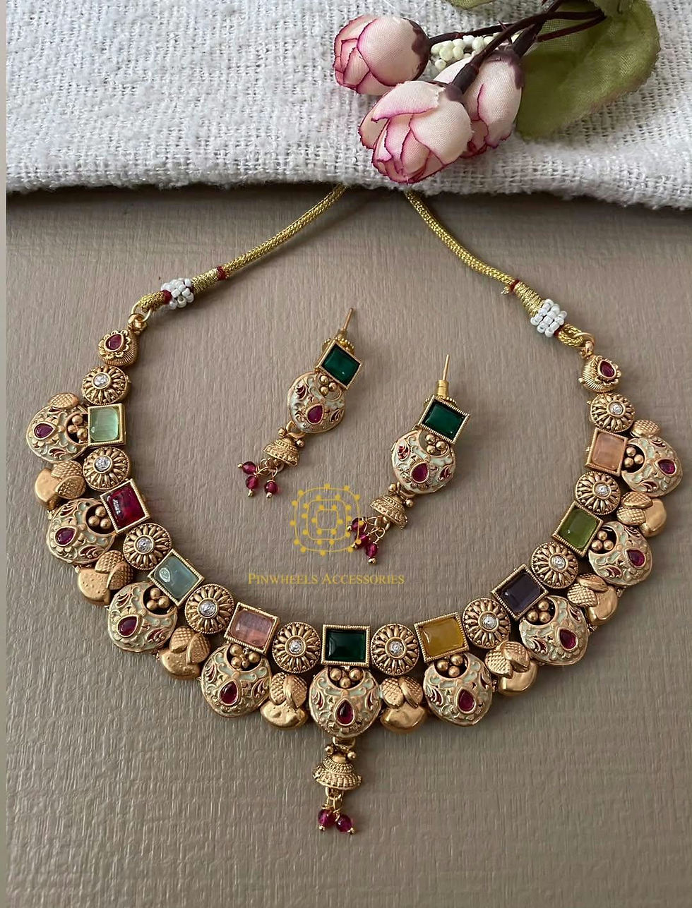 Thumbnail: MULTICOLOUR ANTIQUE NECKLACE 