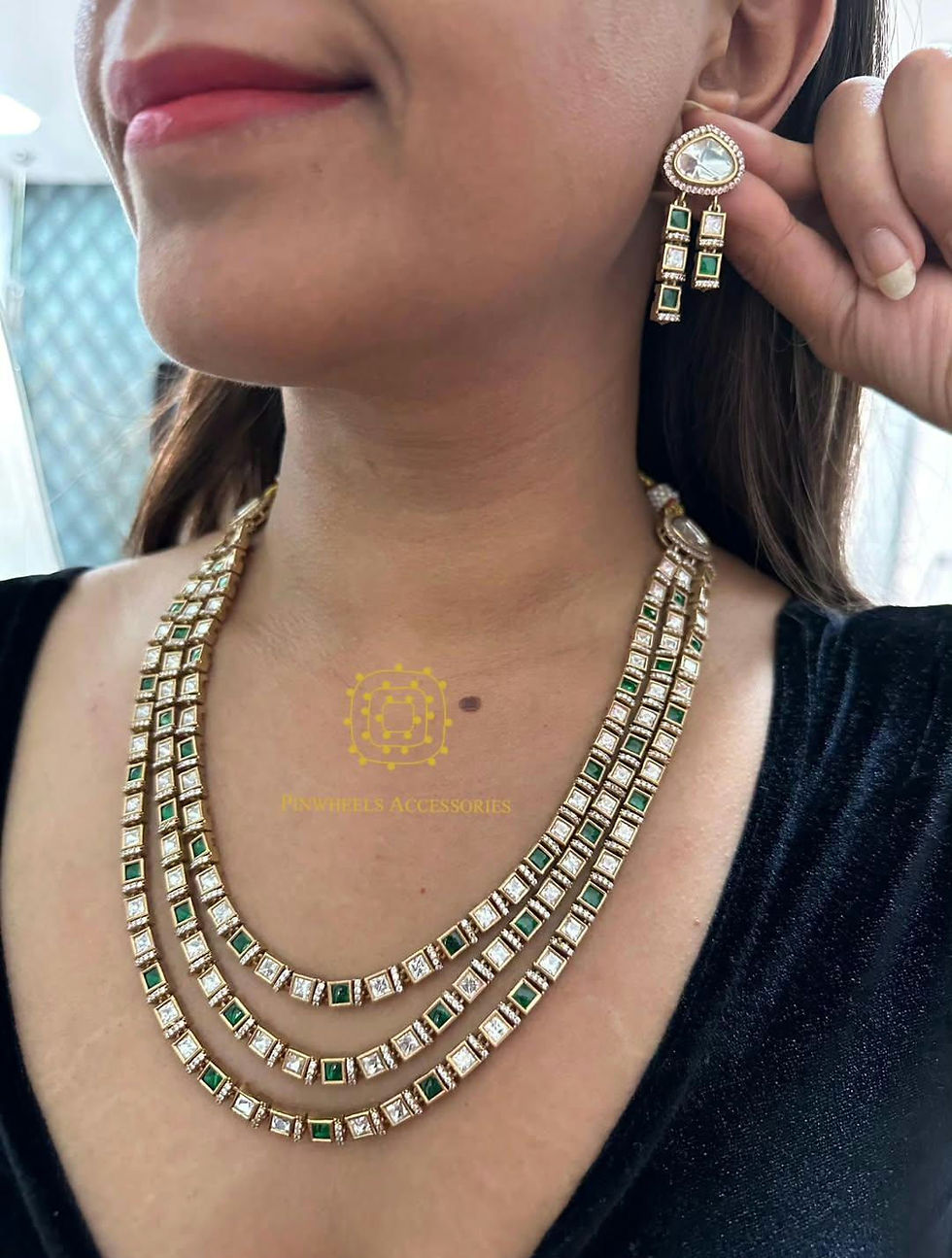 Thumbnail: VICTORIAN 3 LAYERED KUNDAN NECKLACE 