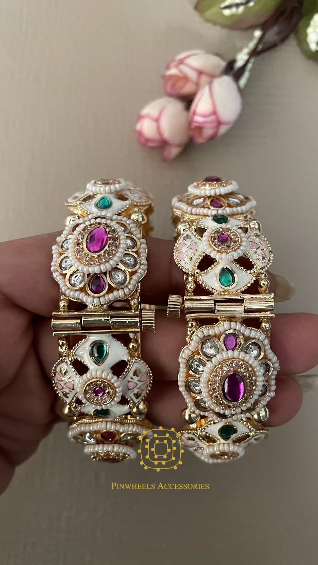 TRADITIONAL KADA PAIR
