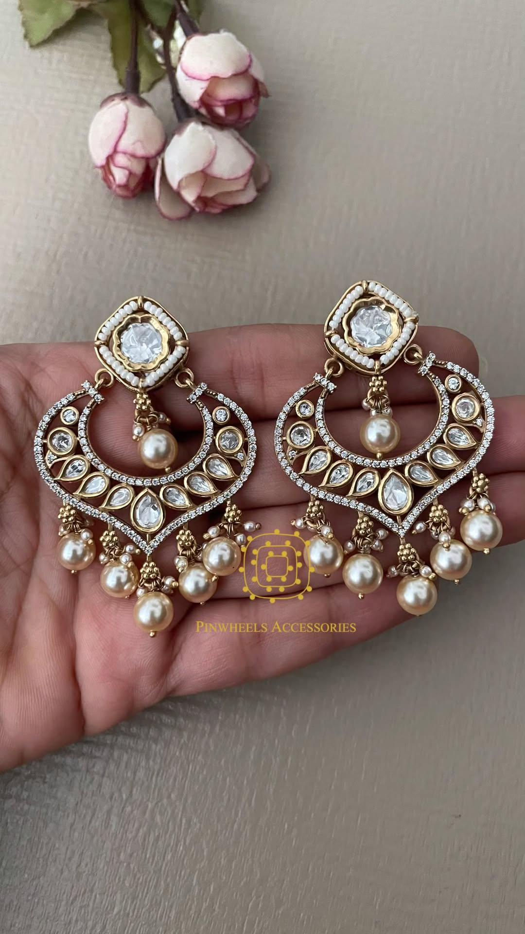 SIMPLE POLKI CHANDBALI 