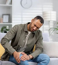 Mal de genous_edited.jpg