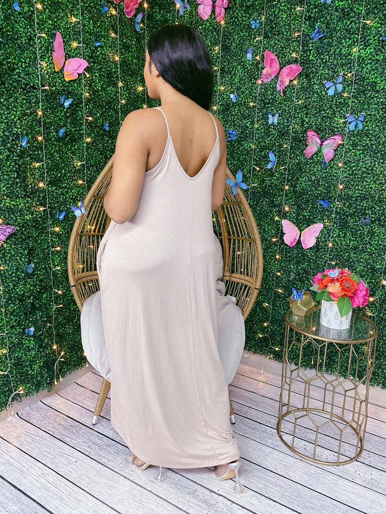 Thumbnail: Sexy Solid Pocket Oversized Maxi Dress