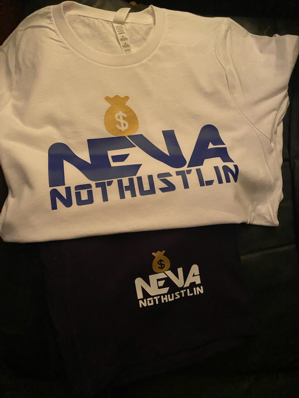 NEVA NOTHUSTLIN Set