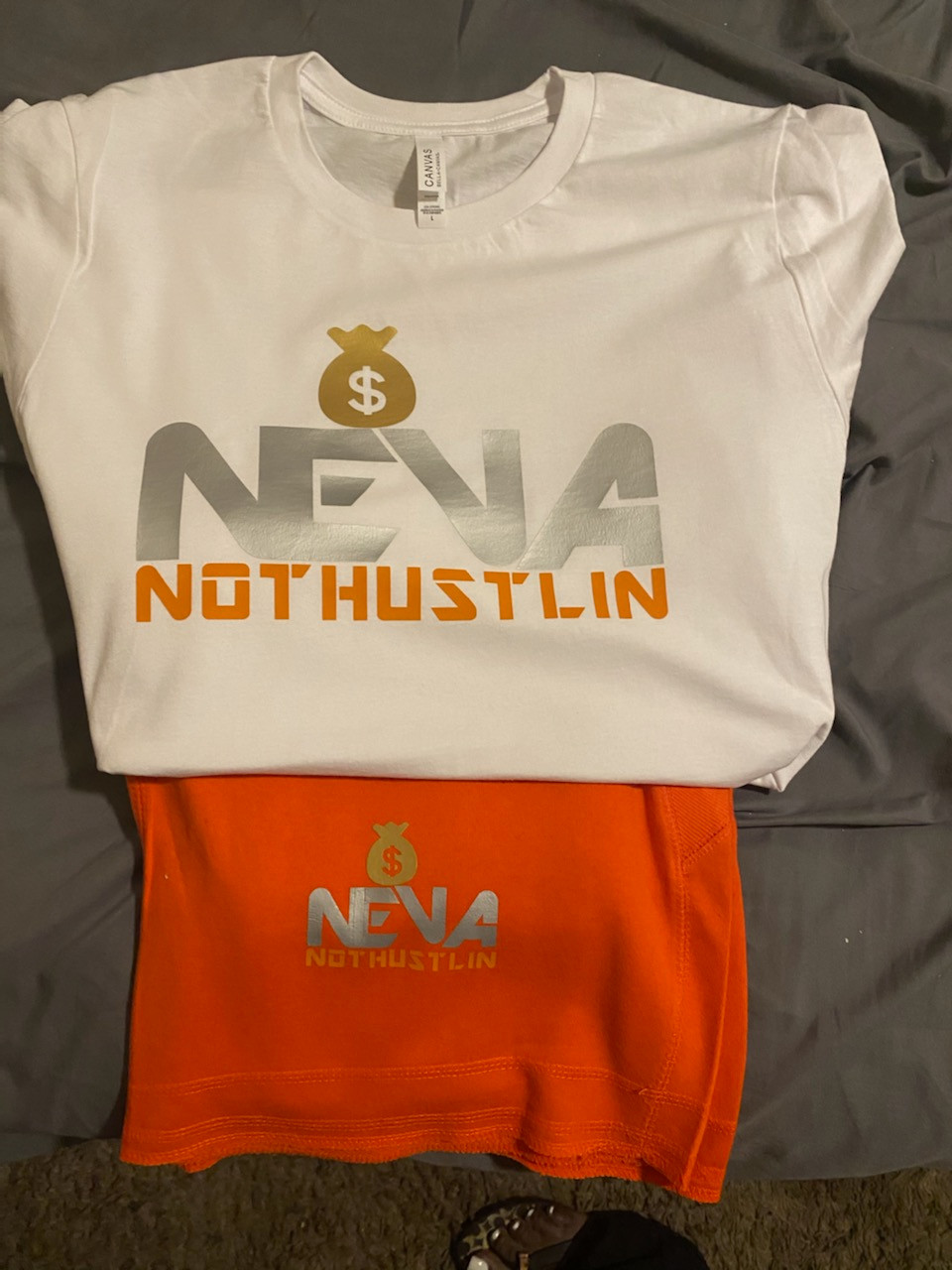 NEVA NOTHUSTLIN Set
