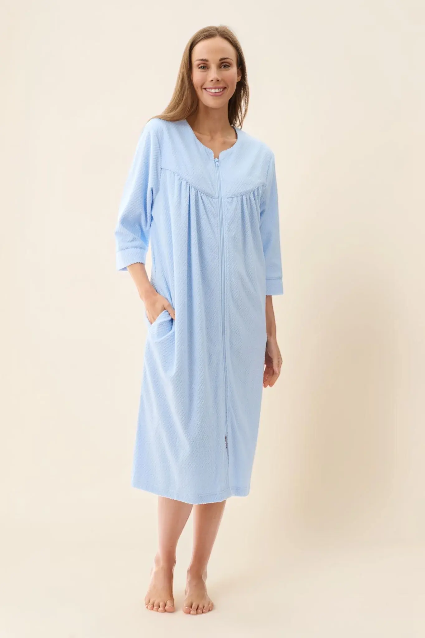 Givoni Jacquard Zip Robe (Sky)