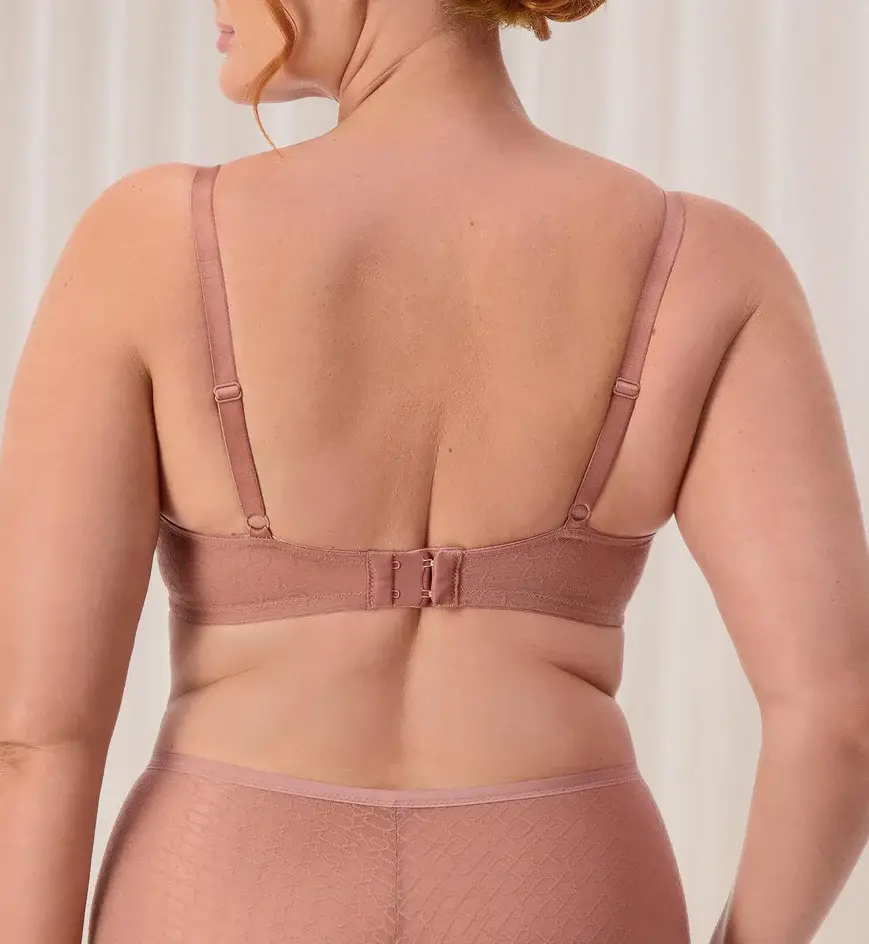 Thumbnail: Triumph Signature Sheer Everday (Toasted Almond)