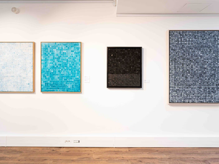 Justine Pujolle, Sisley Paris, Trois Cinq Friedland, Karolina Orzelek, Prix Sisley Beaux-Arts de Paris pour la Jeune Création, Agence PAM, Cadre en Seine, CCICF, Chambre de Commerce et d'Industrie Corée-France, Gallery M9, Daphné Kim, Sung-Pil CHAE, Gijoo KIM, Nam-Pyo KIM, Duck-Yong KIM, Si-Hyun KIM, Jeong-Min SUH, Young-Hwan CHUNG, Hai-Yun JUNG