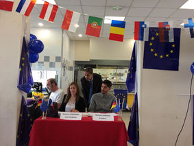 Parlement européen des jeunes au Lycée Langevin de Beaucaire