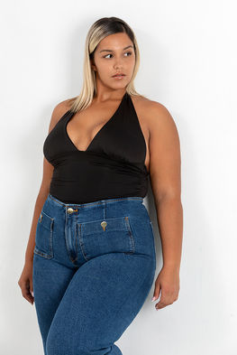 Gara Estevez international curvy female model plus size denim jacket jeans outfit studio commercial portrait Salitre Models.