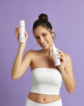 Lourdes Lopez model Spain close up beauty campaign face cream skincare cosmetics commercial Salitre Models