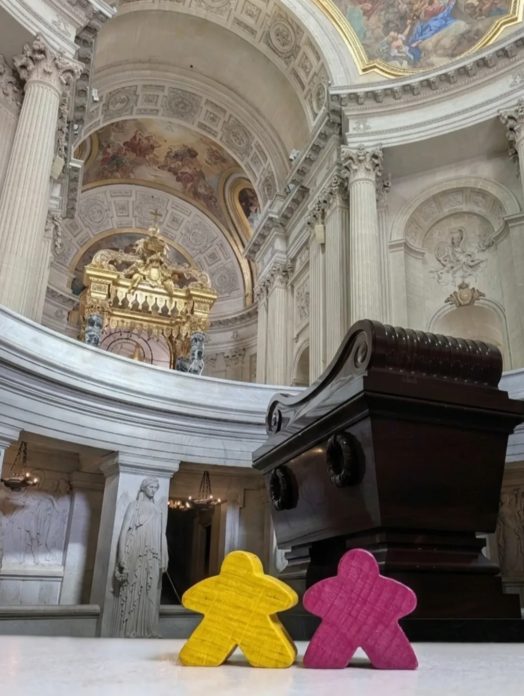meeples at hotel de invalides paying their respects to napoleon