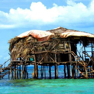 Floyd’s Pelican Bar