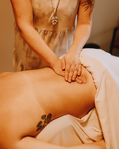 Prenatal massage treatment