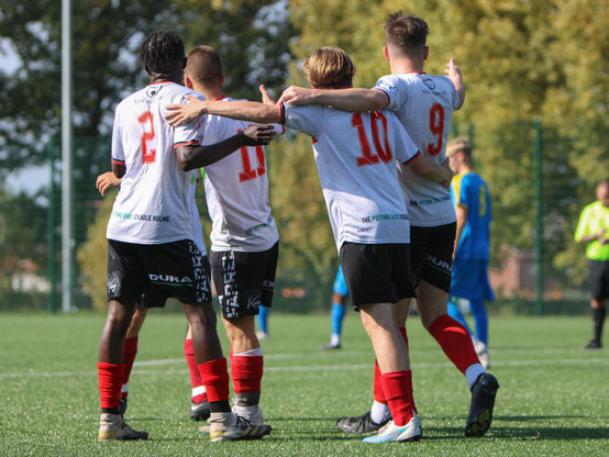 Determined Central welcome Chadderton in Division One 