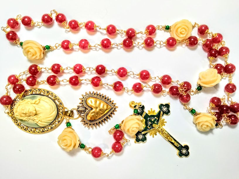 Thumbnail: Vatican Style Merry Christmas Passion of Christ Cream Rose Candy Red Jade Rosar