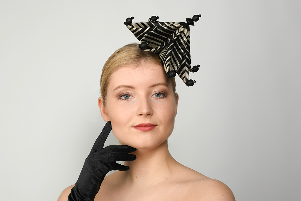Thumbnail: Fascinator Cockade XL