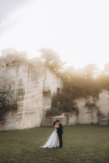 Diósdi Kőbánya esküvői képek, esküvői kreatív fotózás, Daalarna menyasszonyi ruha