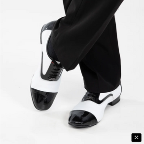 The Adorno Black & White
