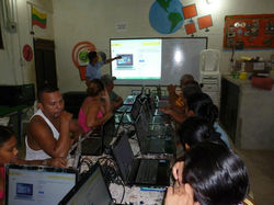 1010472_662592483793183_503751050_n