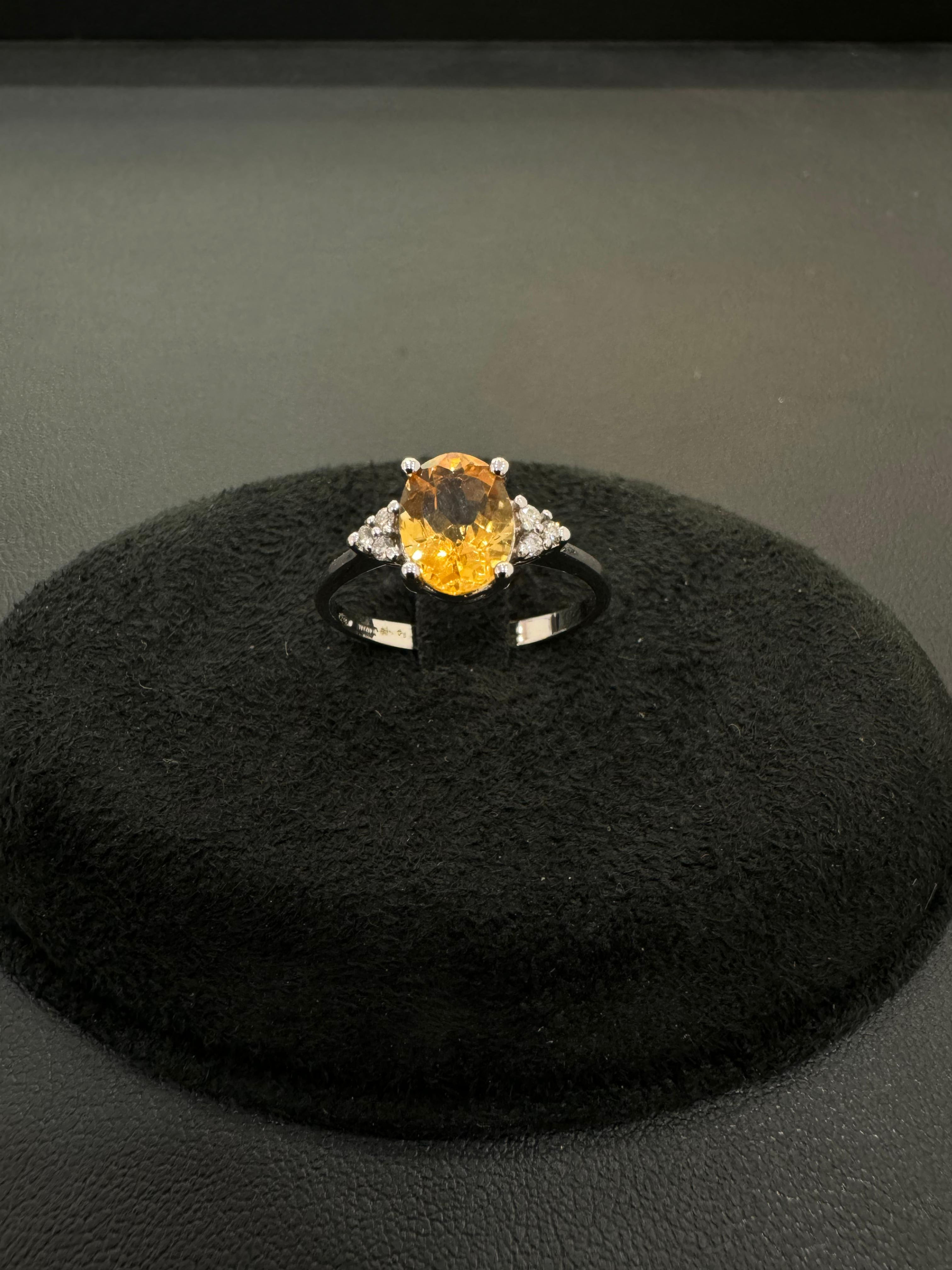 Anello classic con Citrino e Diamanti