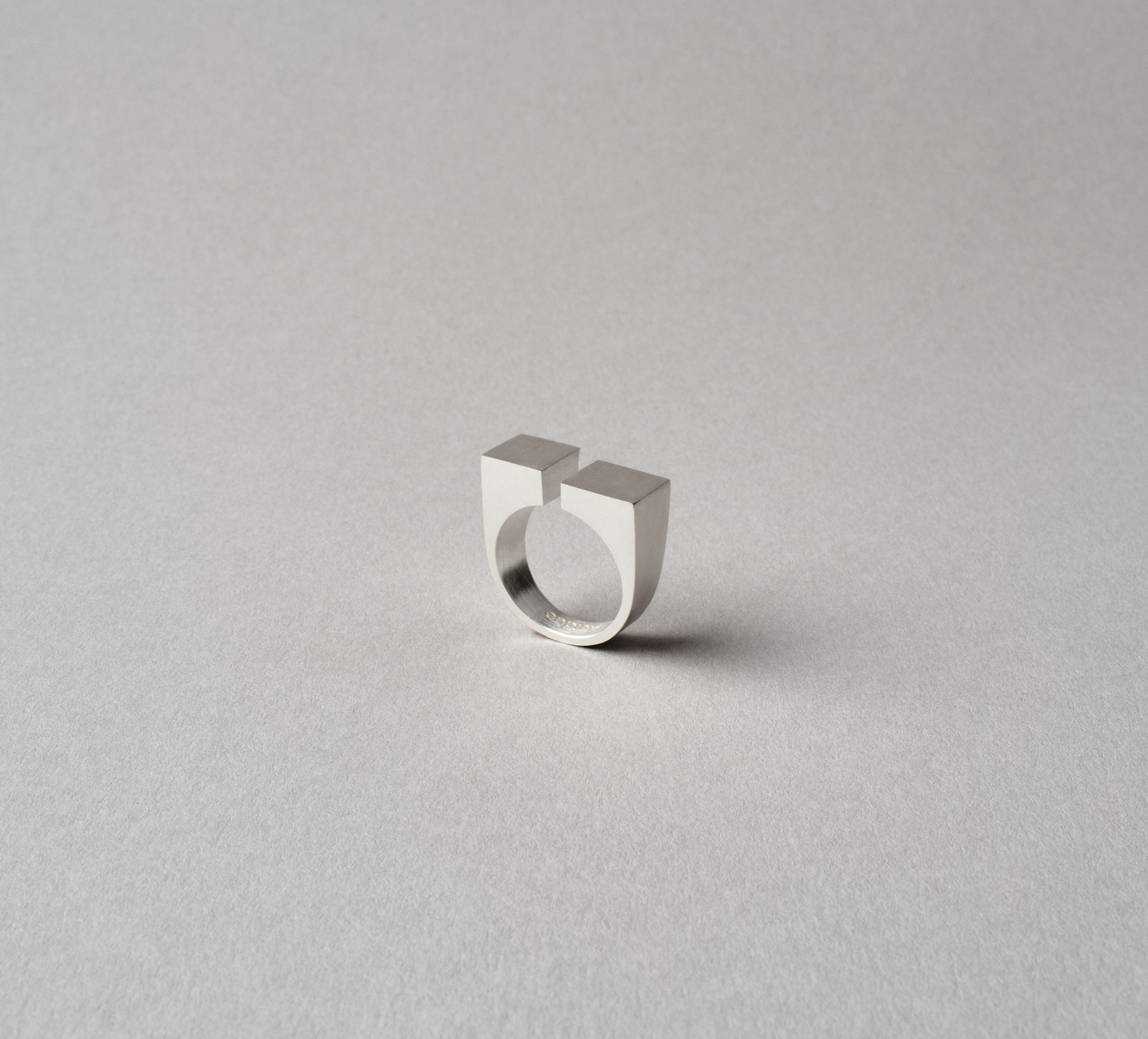 CUBIC RING SILVER