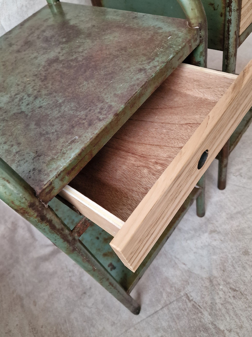 Miniature : Paire de chevets vintage en métal