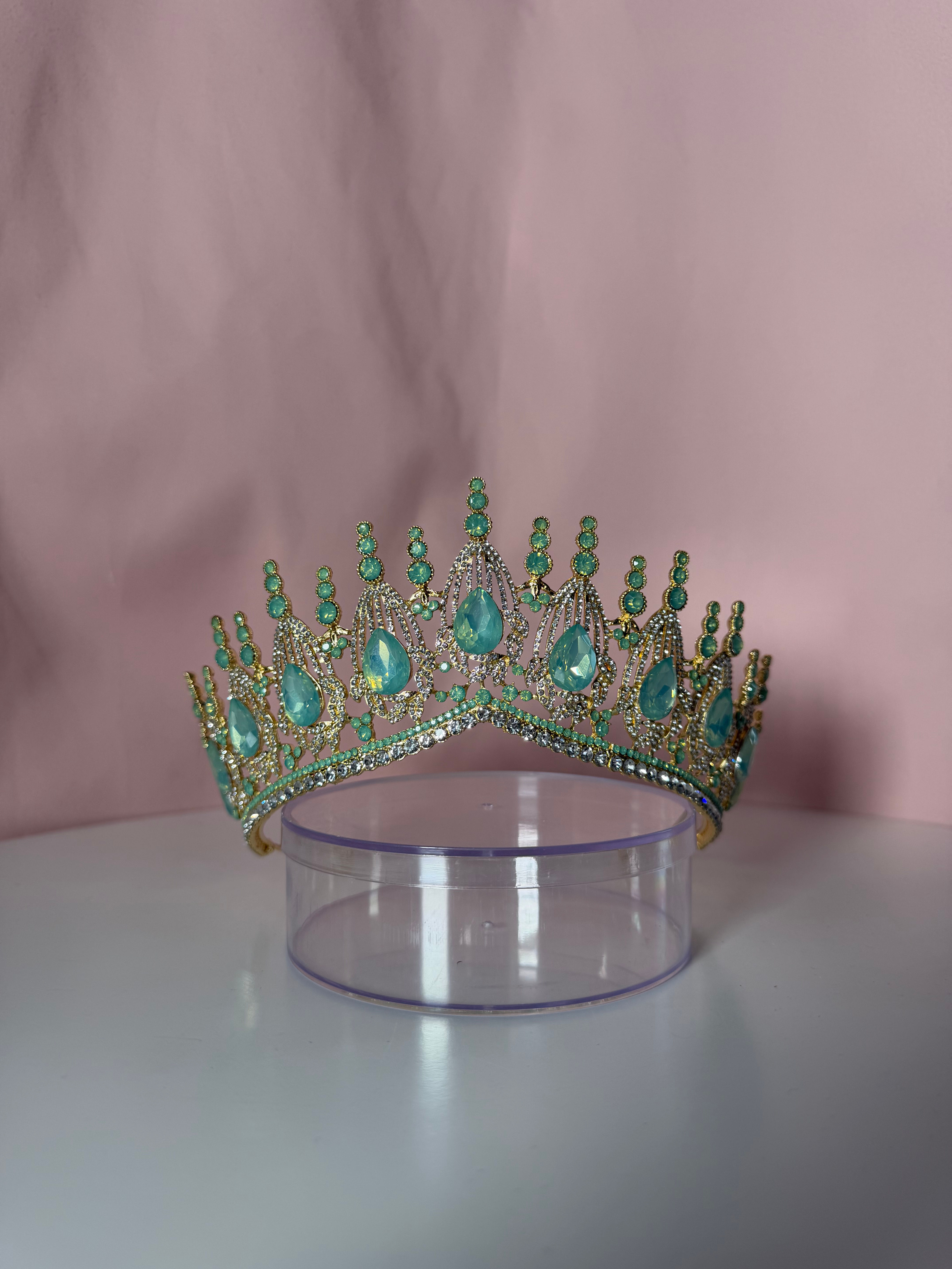 Alice Crown 