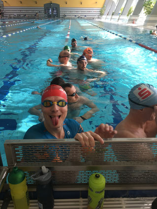 Torpedos beim 100x100 Meter Schwimmen