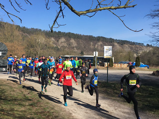 Winterlaufserie bei bibbernder Kälte