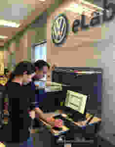Richardson reviews the tools and computer software with sixth-grade students in the VW eLab.