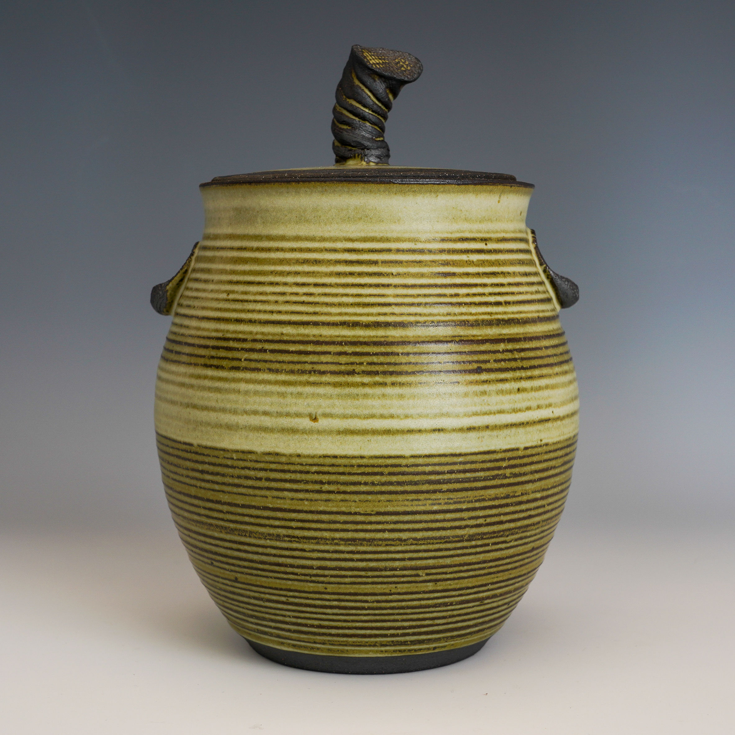 Lidded jar
