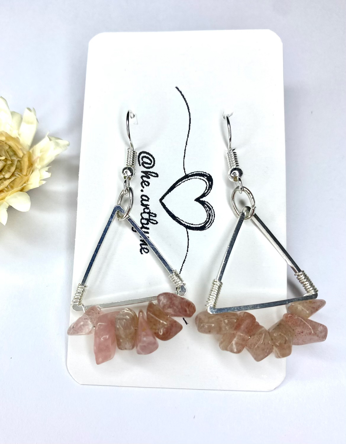 Örhängen- triangel jordgubbskvarts