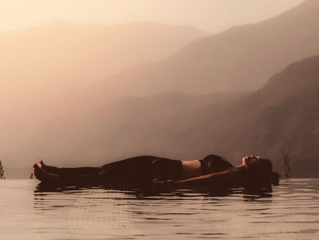 Wie dich Yoga Nidra im Alltag unterstützt