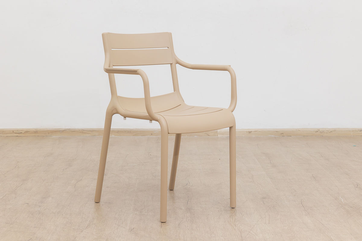ACE Plastic Chair