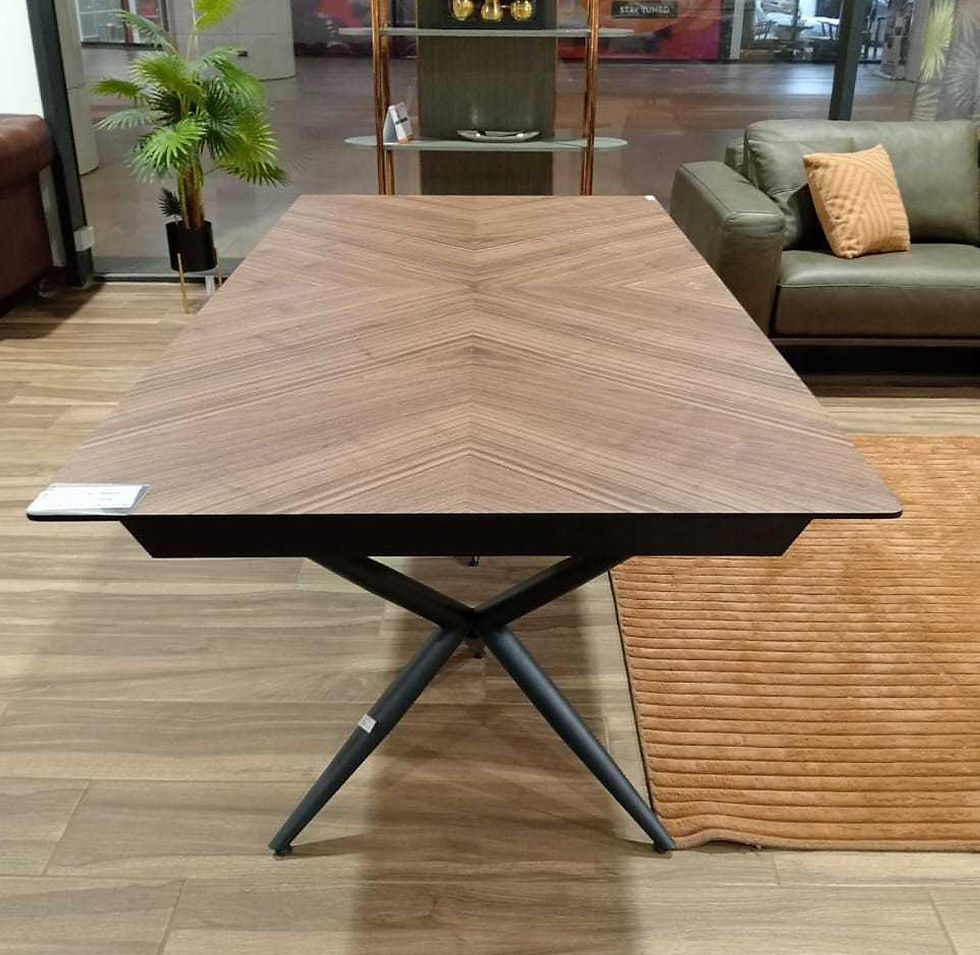 Atina extendable table black