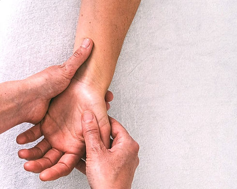 Feel Good - Alex Petty Extras-11 Holistic Massage.jpg
