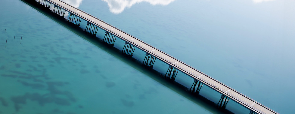 8号路。特斯林湖。 育空地区。Teslin Lake. Yukon.