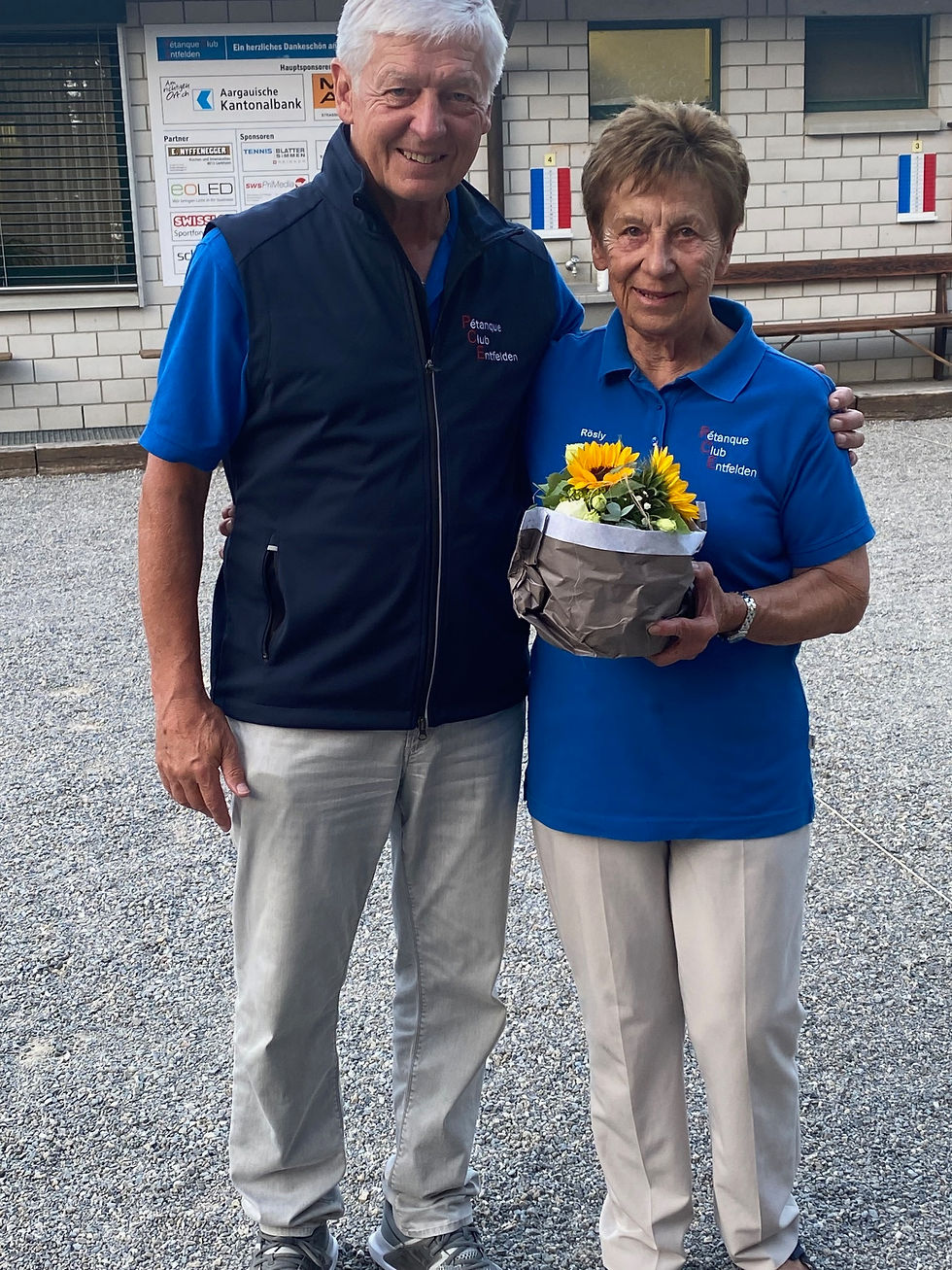 Chefin de Service mit Turnierdirektor