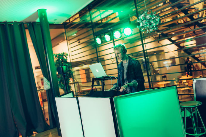 STEEL als Hochzeits-DJ im Suberg's im Ruhrfestspielhaus in Recklinghausen – eingefangen von Grubenglück.