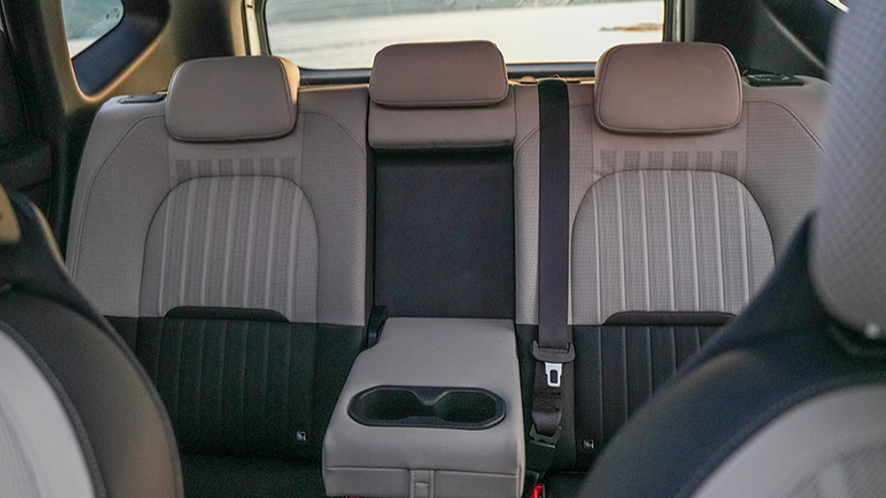 Seltos - Rear Seats.png