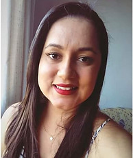 Aline Perfil.jpg