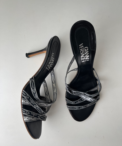 blowfish shoe company