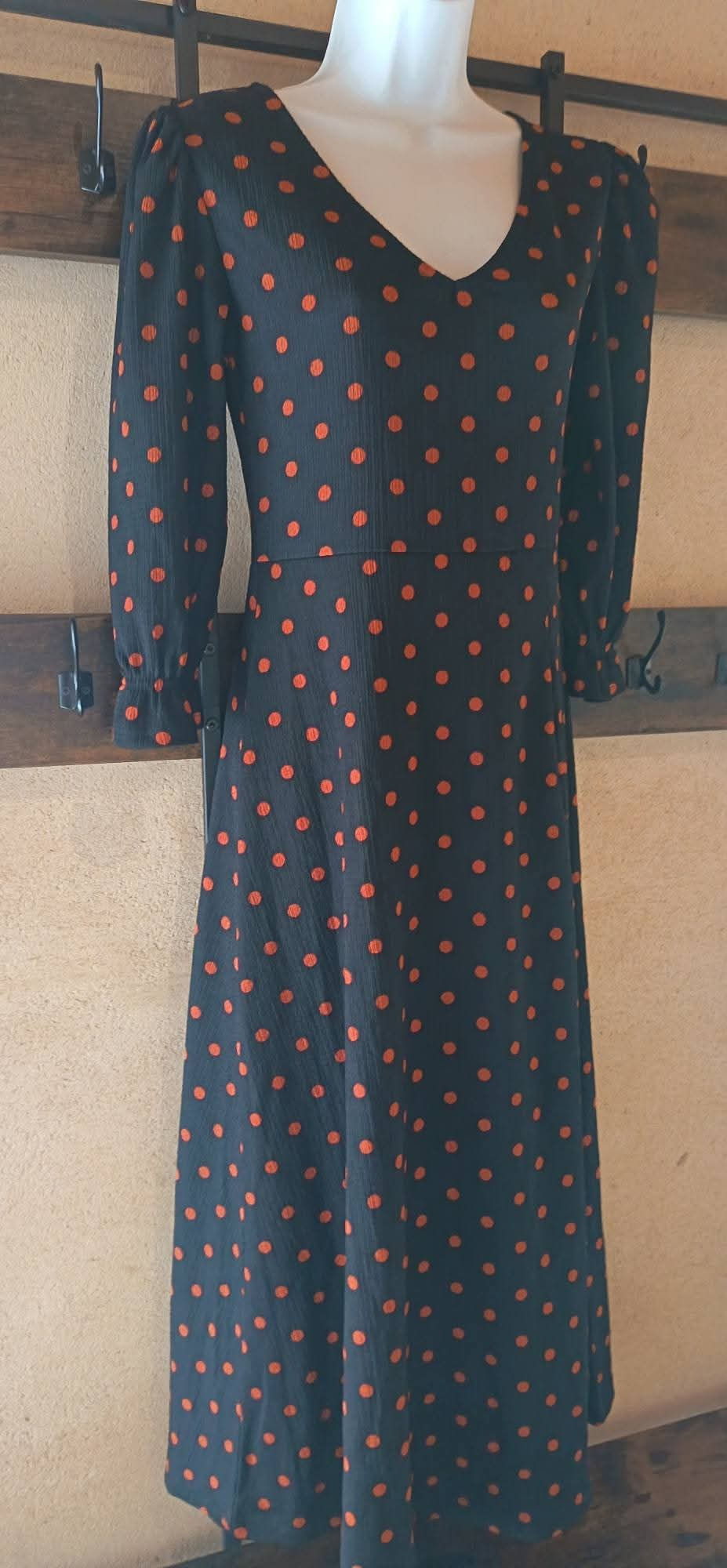 Miniature : Robe fendu longue a pois T-36