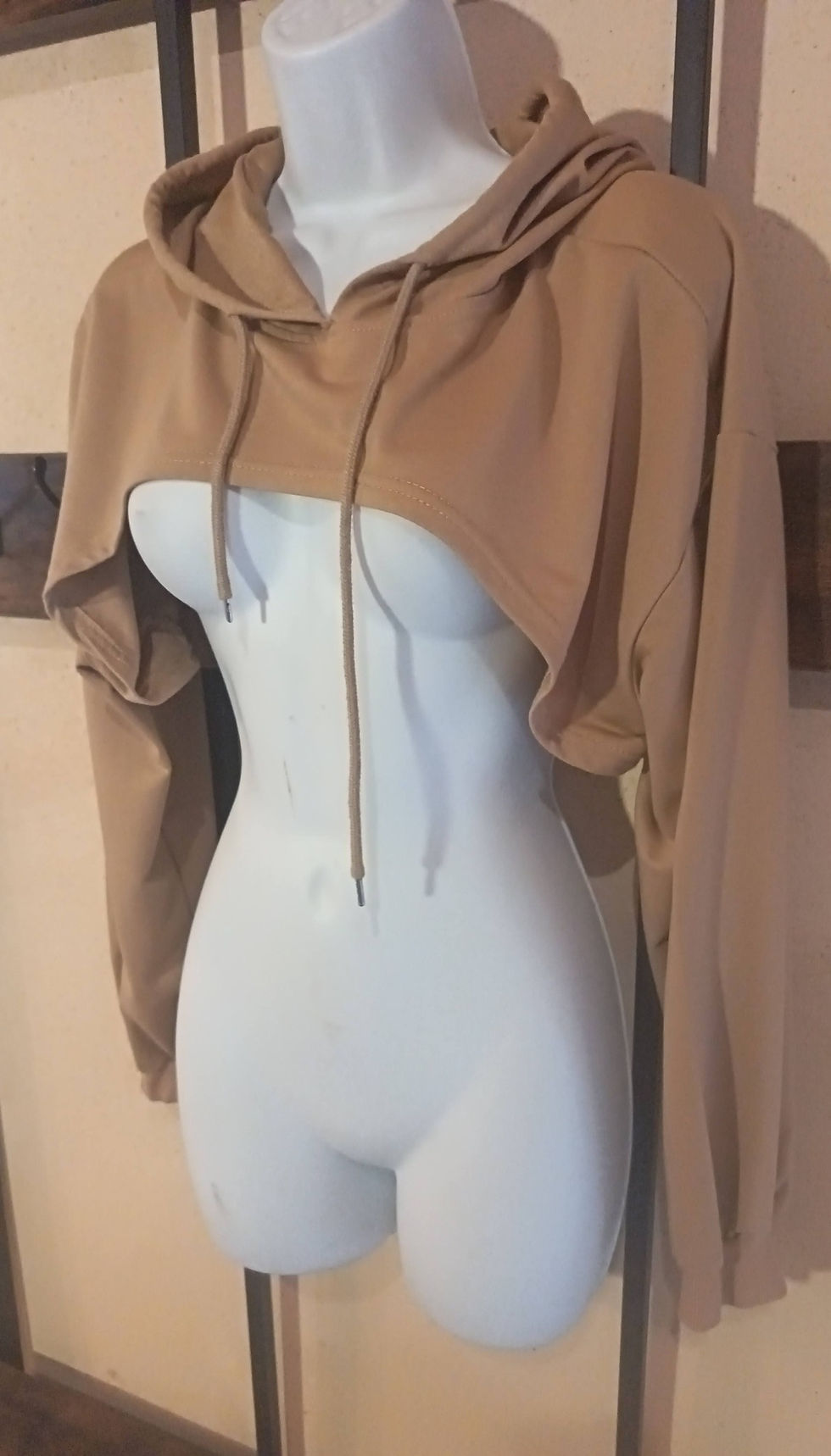 Miniature : Sweat ultra crop a capuche T-40/42