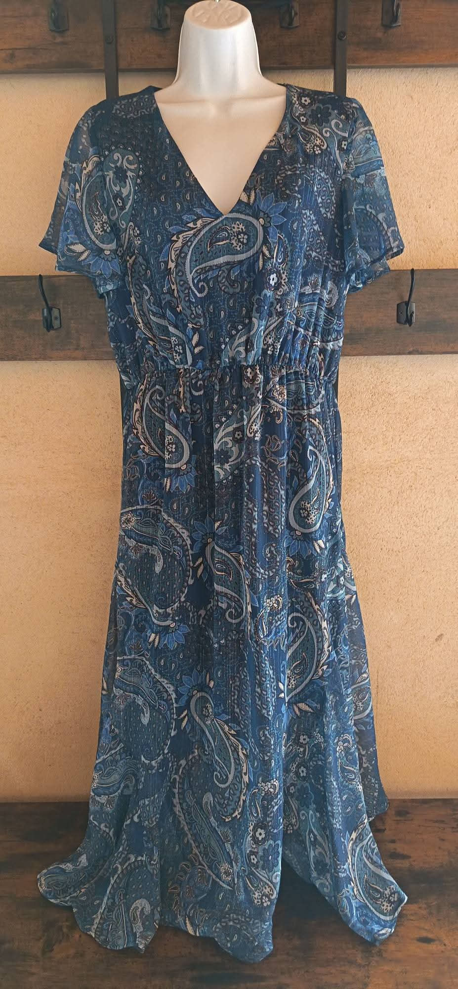 Miniature : Robe longue d'été fleurie fluide et légère T-36 