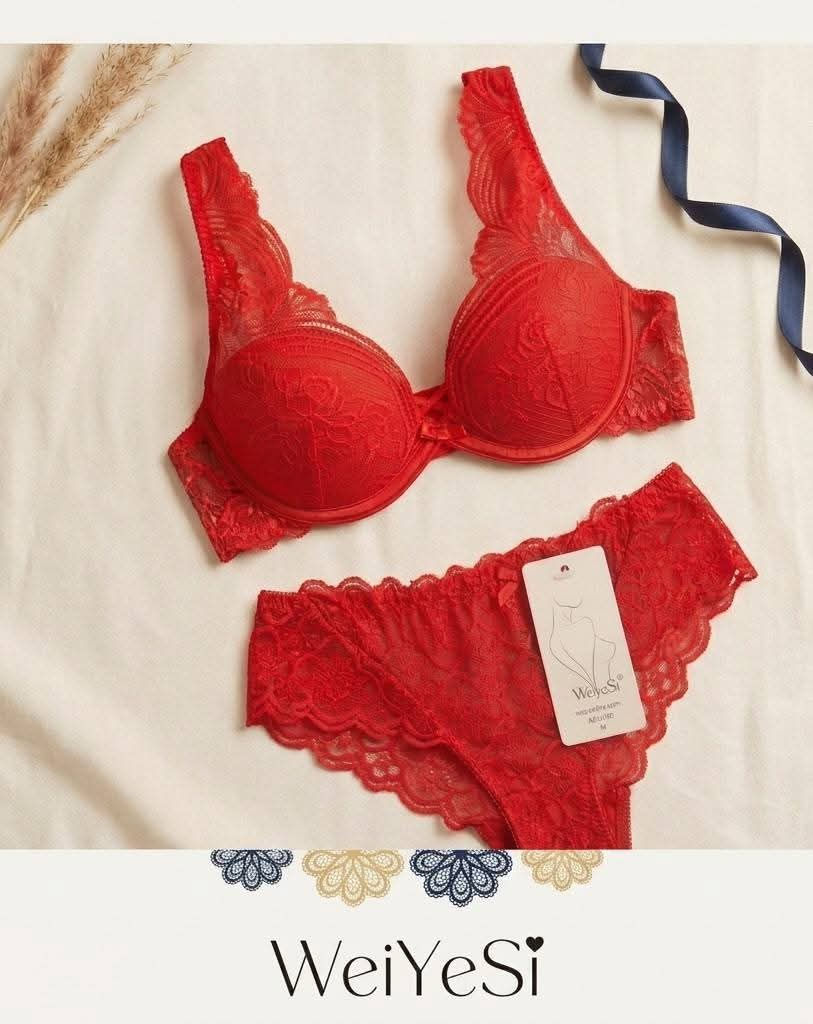 Miniature : Ensemble de lingerie Neuf Rouge intense en dentelle 95B /L